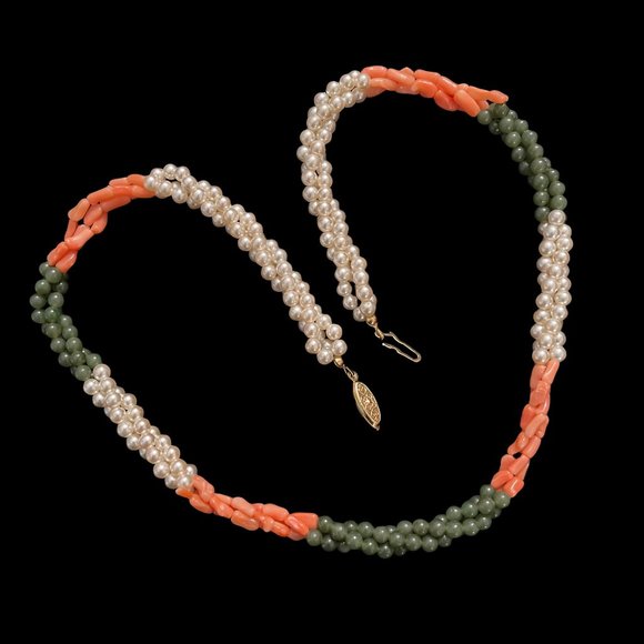 Vintage Coral, Jade & Pearl necklace and earrings - Picture 2 of 15